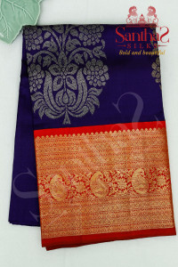 violet-colour-body-in-floral-pattern-with-contrast-blouse-border