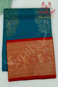 peacock-blue-colour-body-in-floral-pattern-with-contrast-blouse-border