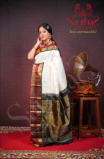 IVORY WHITE KANJIVARAM SILK SAREE WITH RICH BLACK ZARI BORDER