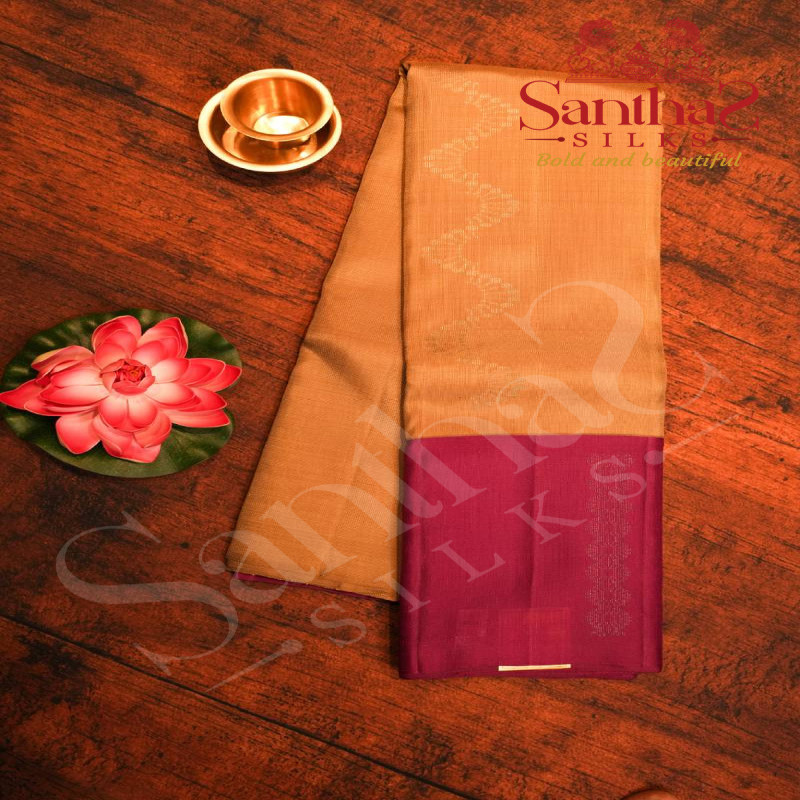METALLIC GOLD COLOUR BODY WITH SILVER ZARI BUTTAS AND CONTRAST BLOUSE