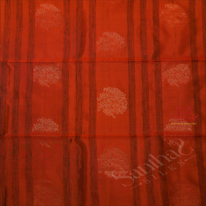 DARK HONEY COLOUR BODY WITH GOLDEN ZARI FLORAL EMBOSED WITH CONTRAST BLOUSE & BORDER