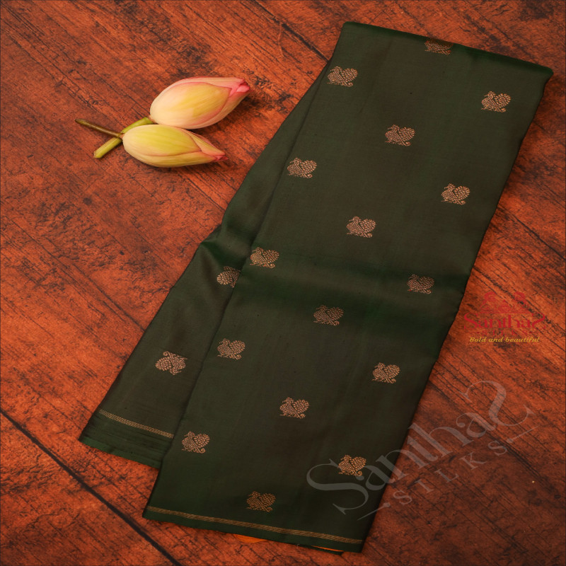 BOTTLE GREEN COLOUR BODY WITH GOLDEN  ZARI ANNAM BUTTA WITH CONTRAST BLOUSE & PALLU