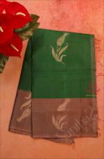 GREEN COLOUR BODY WITH GOLDEN ZARI FLORAL BUTTA WITH CONTRAST BLOUSE & BORDER