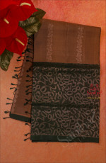 SADDLE BROWN COLOUR BODY WITH FLORAL BUTTA WITH CONTRAST BLOUSE & BORDER