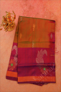 dual-shade-green-colour-body-with-golden-silver-zari-butta-with-contrast-blouse-border