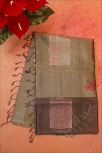 ash-grey-colour-body-with-silver-pink-zari-big-butta-with-contrast-blouse-border