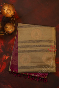 moss-green-colour-body-with-golden-zari-fancy-butta-with-contrast-blouse-border