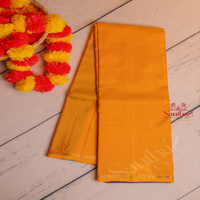 BORDERLESS YELLOW COLOUR CHECKED BODY WITH CONTRAST BLOUSE