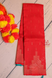 borderless-red-colour-body-with-golden-zari-fancy-butta-with-contrast-blouse-border
