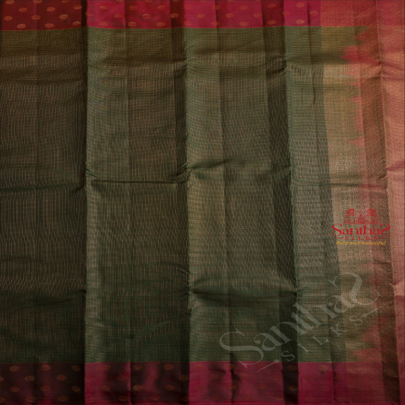 DARK GREEN COLOUR BODY WITH VAIRA OOSI PATERN CHECKS AND CONTRAST PALLU & BLOUSE