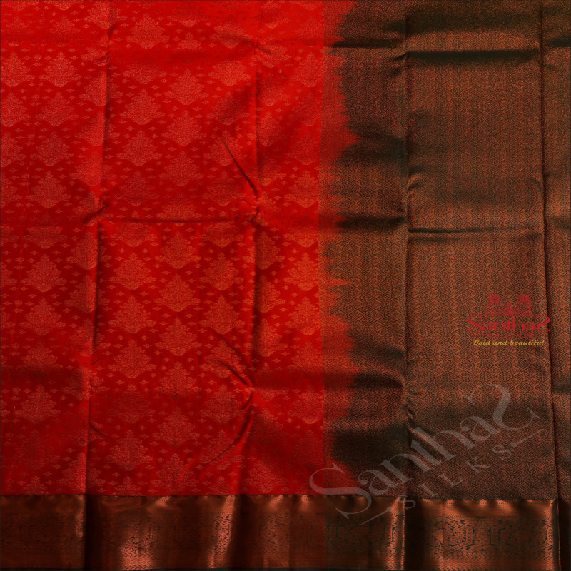 BRIGHT RED COLOUR BODY WITH JACQUARD FLORAL EMBOSED WITH CONTRAST DARK GREEN BLOUSE & BORDER