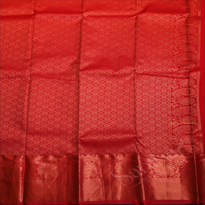 PINK COLOUR BODY WITH JACQUARD FLORAL EMBOSED WITH CONTRAST RED BLOUSE & BORDER