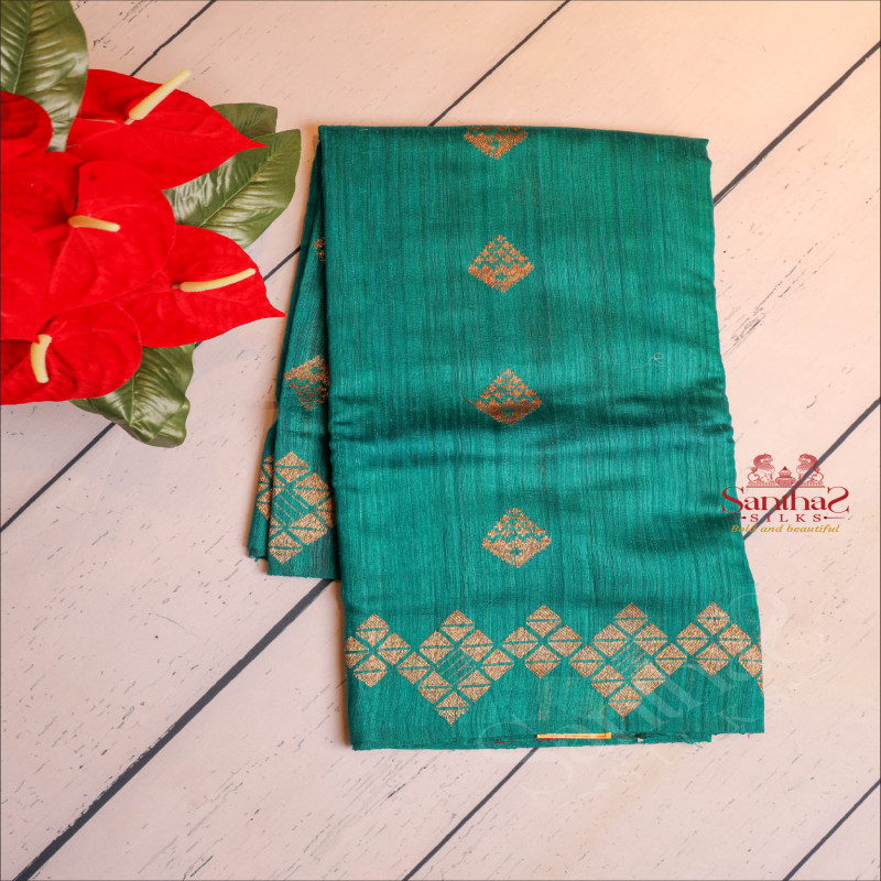 BORDERLESS TIFFANY BLUE COLOUR RAW SILK SAREE WITH GOLDEN ZARI MOTIF WITH CONTRAST BLOUSE