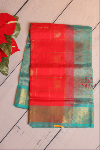 9-yards-saree-in-blood-red-colour