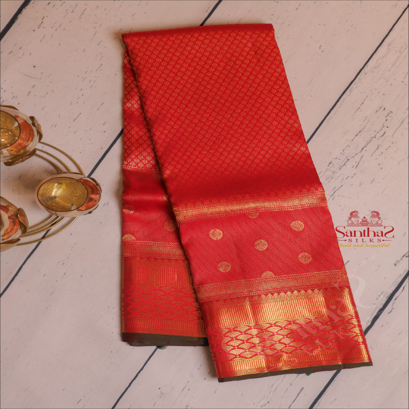 BRIGHT RED COLOUR BODY WITH HEAVY ZARI WORK DESIGNS AND SELF PALLU & CONTRAST BLOUSE