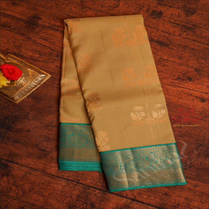 VEGAS GOLD COLOUR BODY WITH GOLDEN ZARI FLOWER MOTIFS AND CONTRAST PALLU & BLOUSE