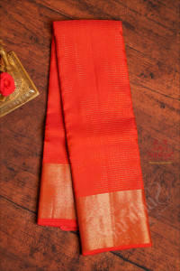 orange-colour-body-with-golden-zari-vaira-oosi-checks-and-self-colour-pallu-blouse