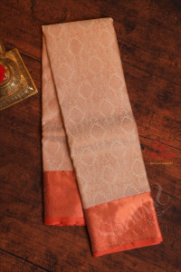 ivory-colour-body-with-jacquard-floral-embosed-with-contrast-blouse-border