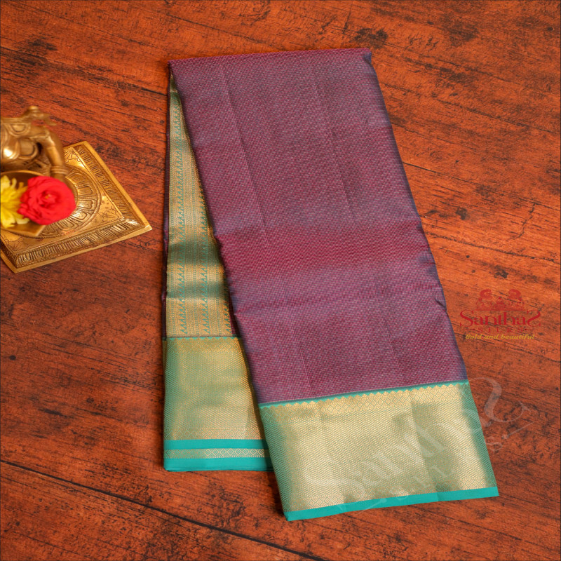 VIOLET COLOUR CHECKED BODY WITH CONTRAST BLOUSE & BORDER