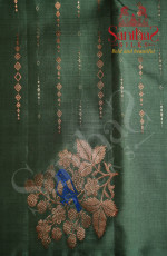 BORDERLESS PANTONE GREEN COLOUR WITH SILVER AND COPPER MOTIFS AND ORANGISH PINK CONTRAST COLOUR BLOUSE
