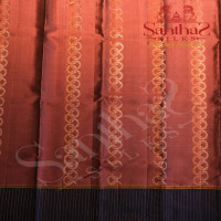 GARNET PINK COLOUR BODY WITH COPPER & SILVER ZARI OVERLAPED PATTERN AND CONTRAST BLOUSE