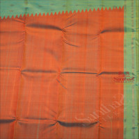 BORDERLESS RUST ORANGE COLOUR BODY WITH CONTRAST BLOUSE & PALLU
