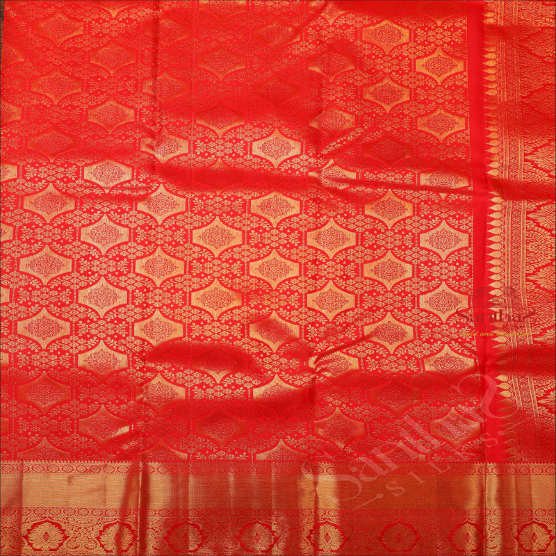 BLOOD RED COLOUR BODY WITH JACQUARD FLORAL PATTERN WITH SELF BLOUSE & BORDER