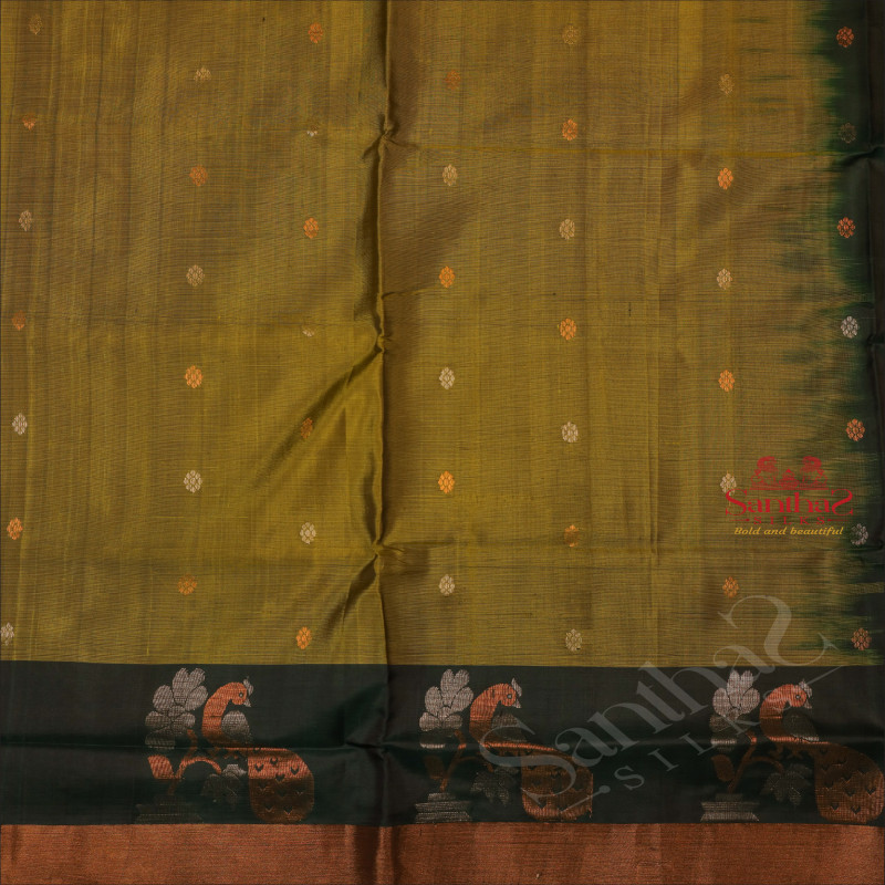 GREEN COLOUR BODY WITH GOLDEN AND SILVER ZARI BORDER WITH CONTRAST BLOUSE & BORDER